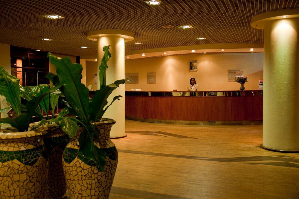 Marasa Umubano Hotel Kigali Buitenkant foto