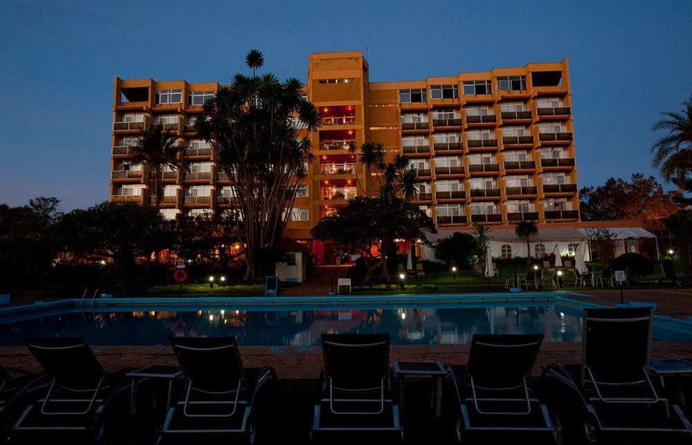 Marasa Umubano Hotel Kigali Buitenkant foto