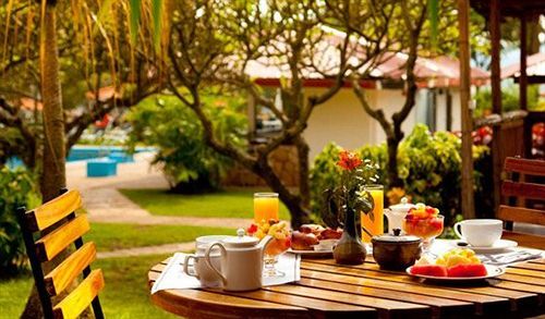 Marasa Umubano Hotel Kigali Buitenkant foto